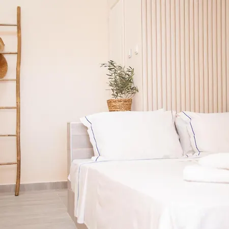 Hotel Poseidon And By The Sea 3*